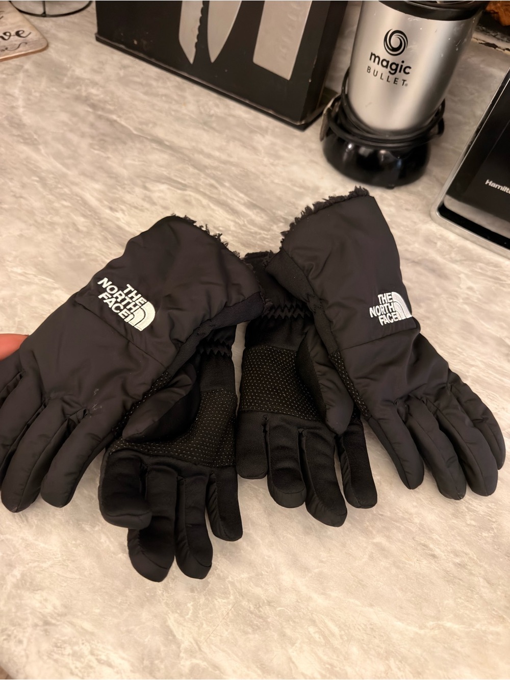 The North Face Boys Black Insulated Winter Gloves